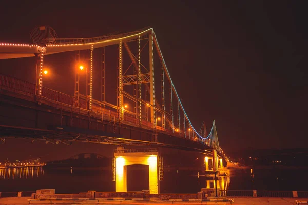 Vista da ponte noturna — Fotografia de Stock