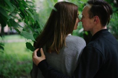 Çift tezgah görünümü arka oturur