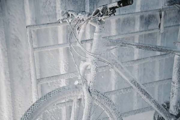 Cuci sepeda di luar ruangan — Stok Foto