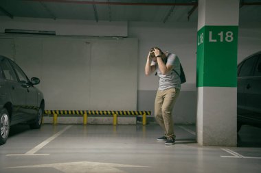 Mans araba çalma, Araba, yer altı otoparkı bulamıyorum