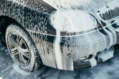 köpük carwash üzerinde arabaya