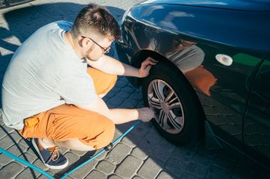 Lastik hava basıncı kontrol