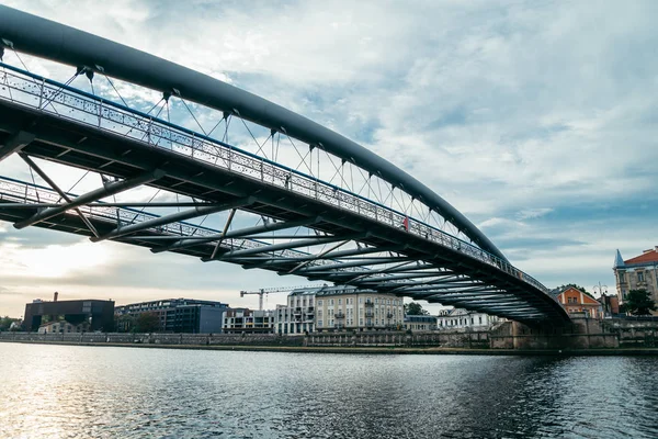 Wisla Nehri üzerinde sakin sabah