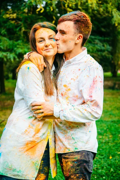 Çift boyalar oyun dışında tüm dity