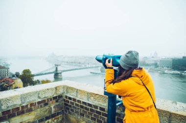 gözlem güverte kadına zevk şehir görüntüsü