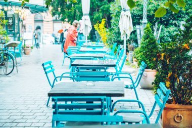 Tablo dışında Cafe