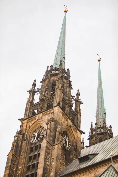 圣彼得和保尔大教堂与布尔诺 切赫共和国关系密切 — 图库照片