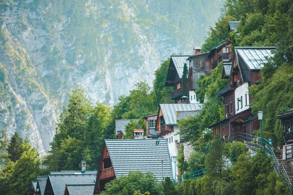 View Hallstatt Old Wooden Buildings Alps Mountains Background Austria — Stock Photo, Image