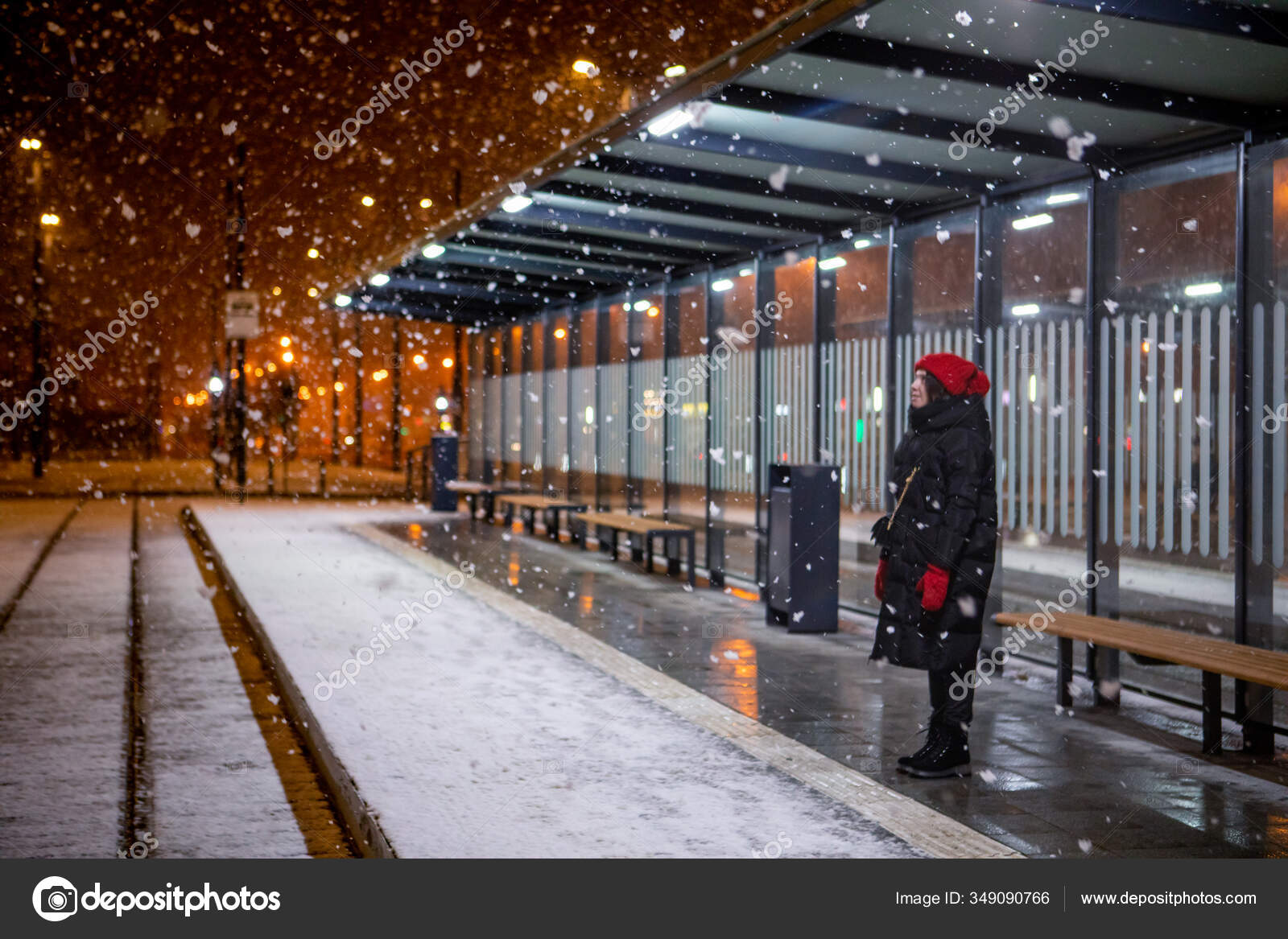Winter night outlet out
