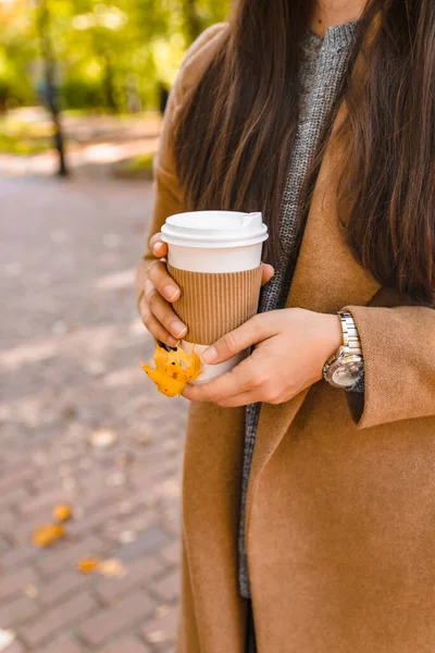 Woman Holding Coffee Cup Drink Autumn Fall Season Yellow Leaves — Stock Photo, Image
