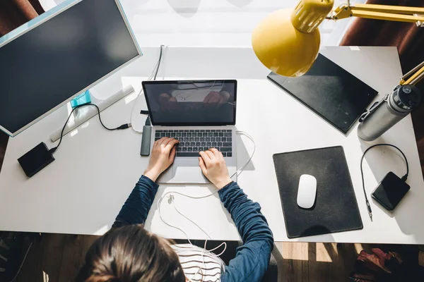 Woman Working Laptop Home Telework Freelance Concept Overhead View — Stock Photo, Image