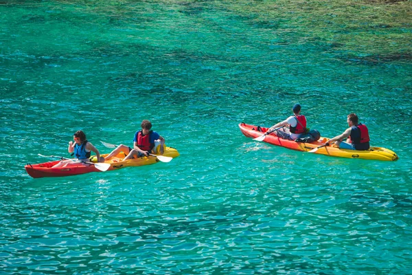 Pula Croatia May 2019 People Kayaking Clear Transparent Sea Water — Stock Photo, Image