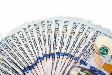 Yüz dolarlık banknot para arka plan olarak yığını. Yeni banknotlar mali kavramında yaymak.