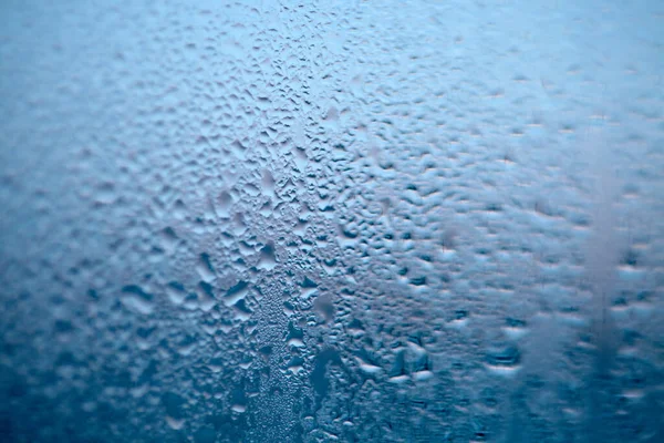 Droppar av kondenserad ånga, vattendroppar. Närbild av detalj — Stockfoto