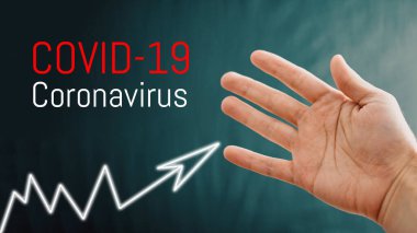 Arkaplanda el yazısı COVID-19. Virüs Salgını Koruma Konsepti. Coronavirus önleme için sabuncuyla el yıkama, Coronavirus yaymayı durdurmak için hijyen.