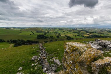 Wolfscote tepe üstündeki buzlu moss
