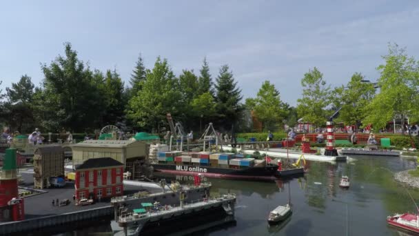 Legoland Deutschland Resort miniatyr stad. — Stockvideo