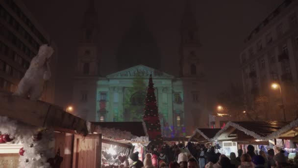 Budapest Ungern December 2019 Julmarknad Stephens Torg Med Dekorerat Träd — Stockvideo