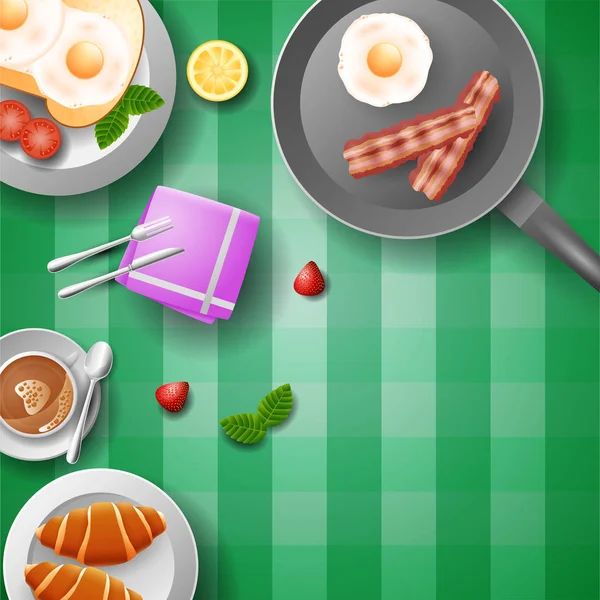 Yumurta, pastırma, ekmek, kruvasan ve kahve Kahvaltı