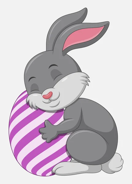 可爱的灰色复活节兔子拥抱鸡蛋装饰的白色背景隔离 — 图库矢量图片