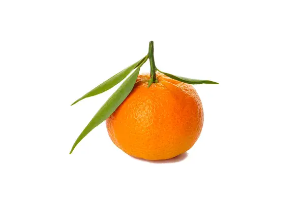 Tangerine with leaf isolated on white background — Stock Photo, Image