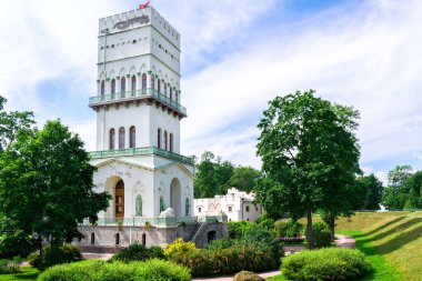 St. Petersburg, Rusya, 2019 Yazı: Tsarskoye Selo, Puşkin, Alexander Park, Beyaz Kule mimari kompleksi.