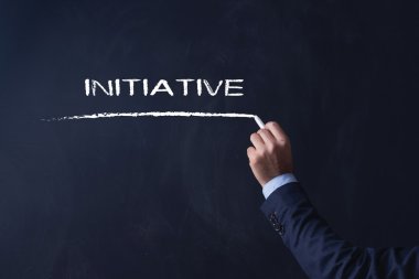 işadamı tahtaya yazma