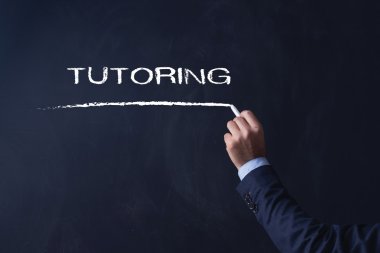 işadamı tahtaya yazma