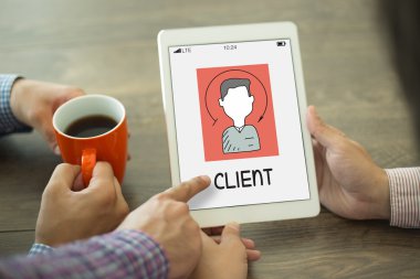 Tablet holding erkek eller