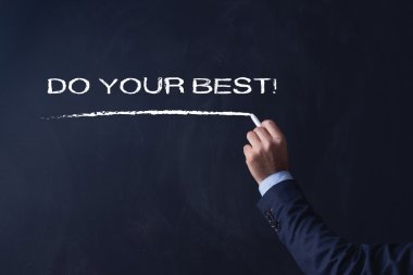 işadamı tahtaya yazma