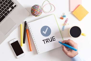 Kağıt üzerinde gerçek metin