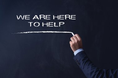 işadamı tahtaya yazma