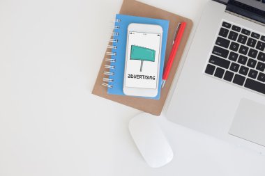 smartphone ekran üzerinde yazıt