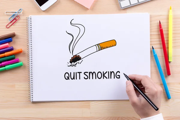 QUIT SMOKING CONCEPT — Stock Photo, Image