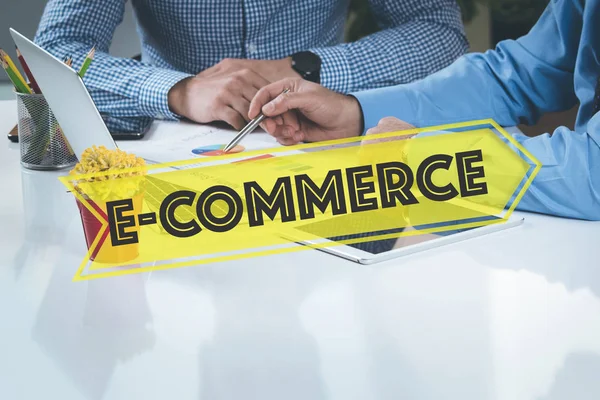 Conceito de E-Commerce Business — Fotografia de Stock