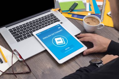 İngilizce sözlük uygulaması 