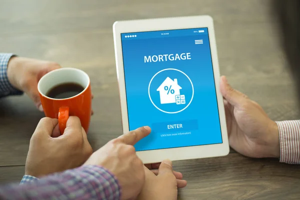 Koncepcja kredyt hipoteczny na ekranie — Zdjęcie stockowe