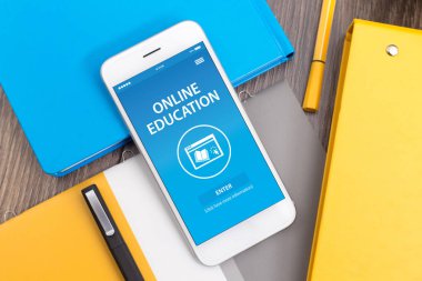 Çevrimiçi Eğitim kavramı 