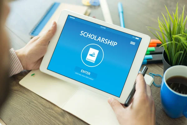 SCHOLARSHIP CONCEPT di layar — Stok Foto