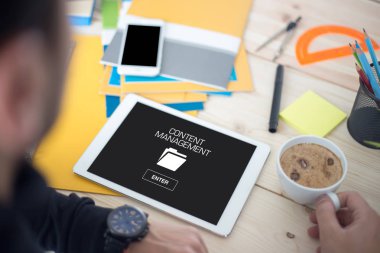 içerik yönetimi simgesini 