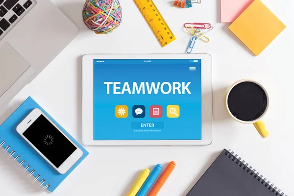 TEAMWORK CONCEPT ON TABLET PC — Stock Photo, Image