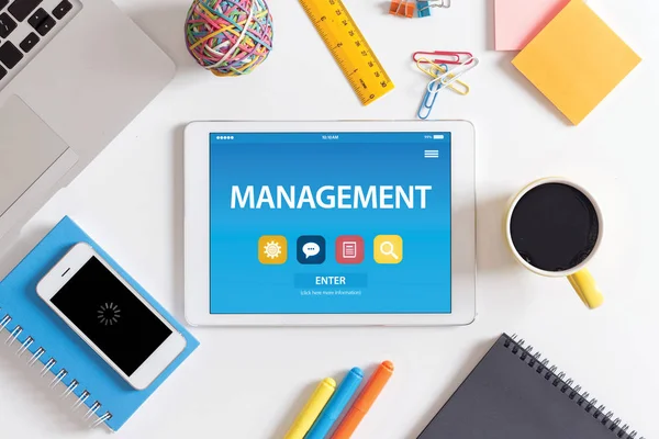 Managementkonzept auf dem Tablet — Stockfoto