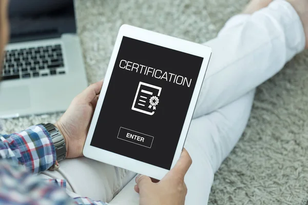 Koncepcja certyfikacji na ekranie — Zdjęcie stockowe
