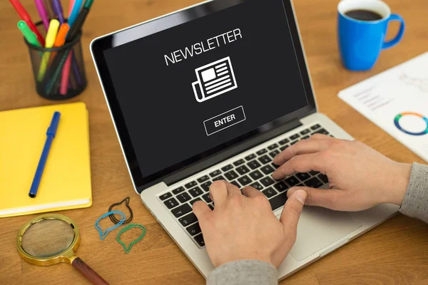 NEWSLETTER CONCEPTO en pantalla —  Fotos de Stock