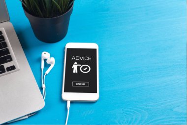 Tavsiye kavram ekranda 