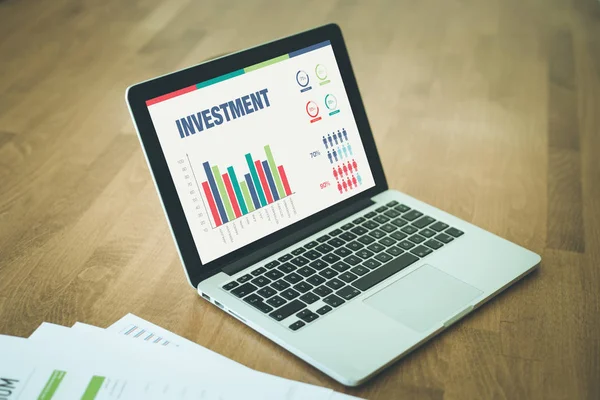 Schermo con titolo INVESTIMENTO — Foto Stock