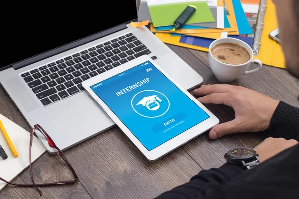 画面上のインターンシップのコンセプト — ストック写真