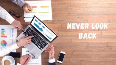 Asla arkana bakma kavramı