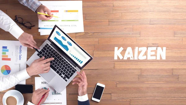 Kaizen έννοια, η ομάδα επαγγελματιών στο χώρο εργασίας — Φωτογραφία Αρχείου