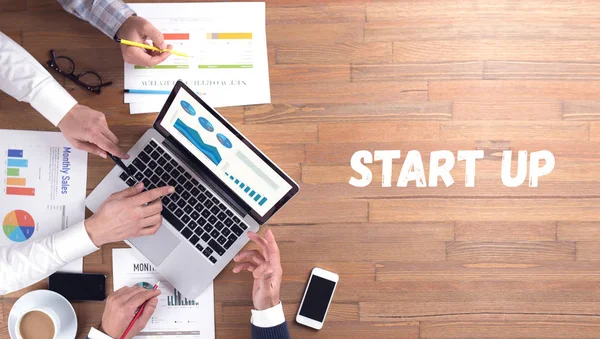 START UP conceito de trabalho em equipe — Fotografia de Stock